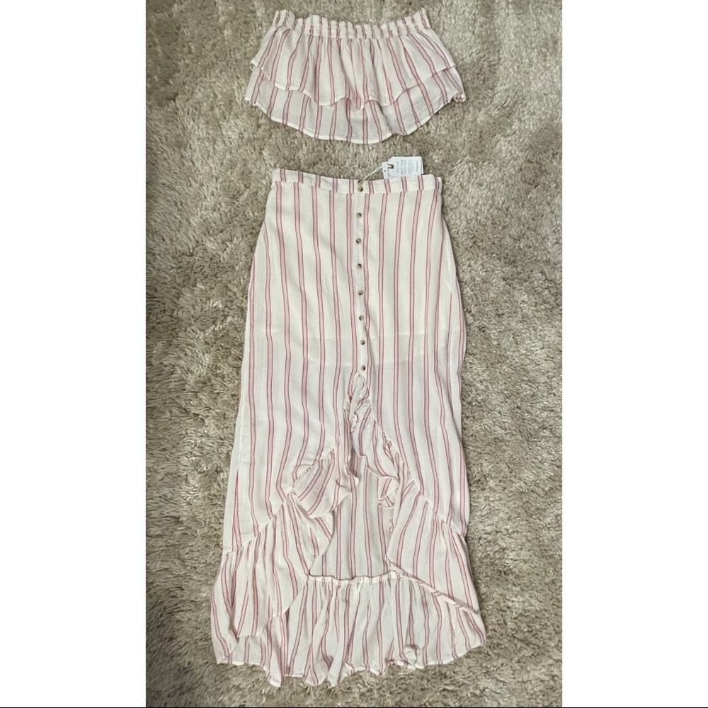 AE Strapless Top and Skirt Set